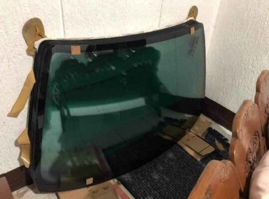 Honda green glass windshield