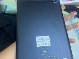 Brandnew 10inch tablet (mediatek) complete package