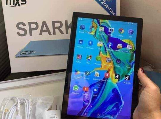 BRANDNEW TABLET C18/SPARK PRO COMPLETE PACKAGE