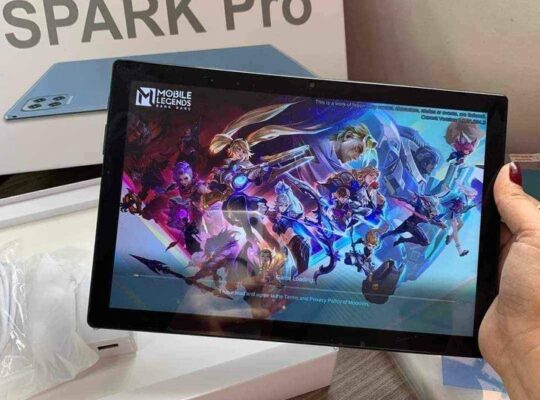 BRANDNEW TABLET C18/SPARK PRO COMPLETE PACKAGE